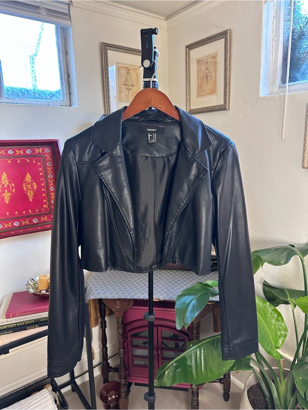 Forever 21 Black Faux Leather Cropped Blazer Jacket